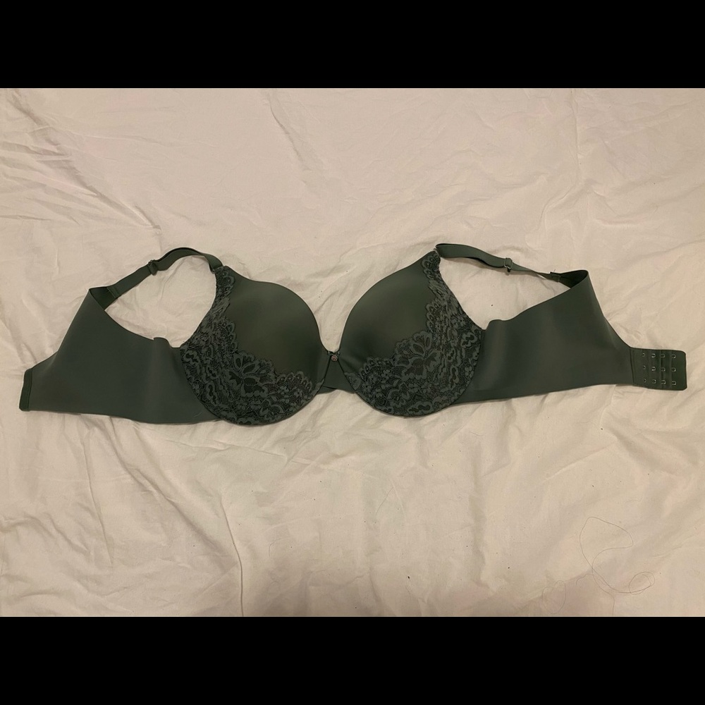 Le vie en rose bra